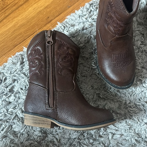 Cat & Jack Brown Western Cowboy Boots, Kids Size 6 - Picture 5 of 7